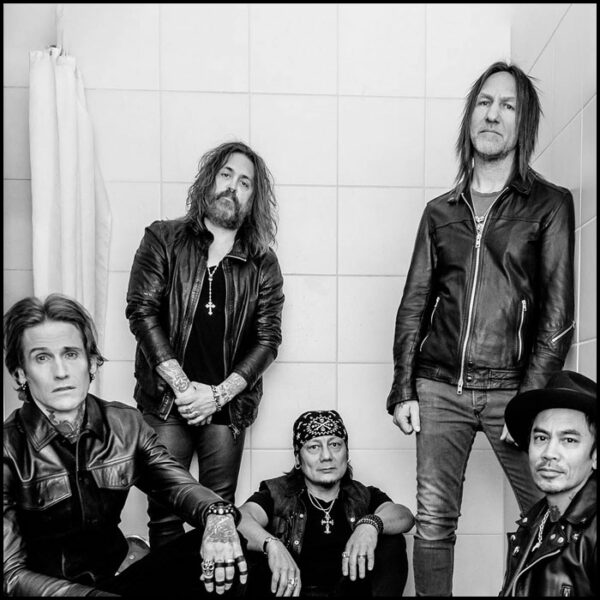 Buckcherry: Hellbound