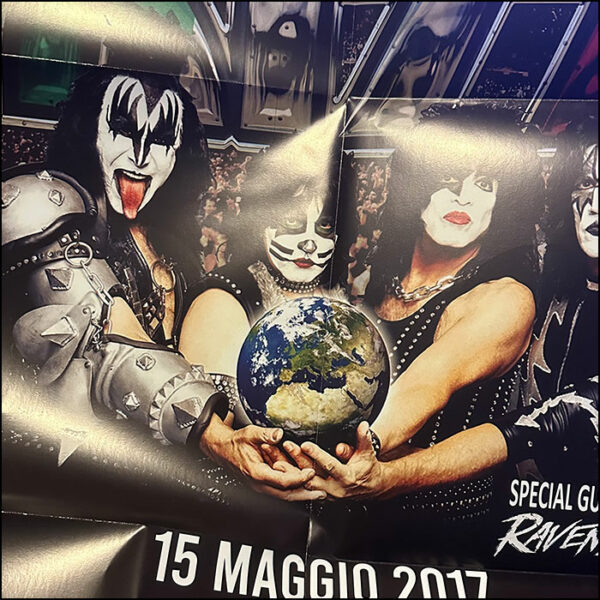 KISS: Tonight We Wanna Get Crazy (Triple Gatefold 3LP and Bonus DVD)