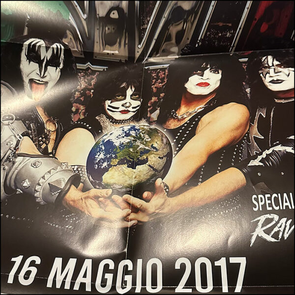 KISS: What A Nasty Audience (Triple Gatefold 3LP Coloured Vinyl)