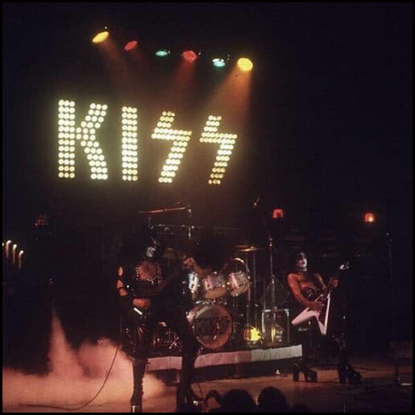 KISS: The Bizarre Horror Show (Coloured Vinyl)