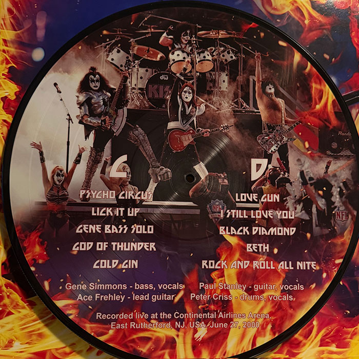 KISS: East Rutherford (2LP Picture Discs With 1976 Poster)