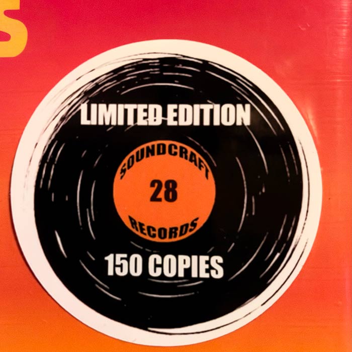 KISS: Kruise XII: Land Locked In Vegas (Limited Numbered 3LP Coloured Vinyl – Trifold Edition) - Image 4